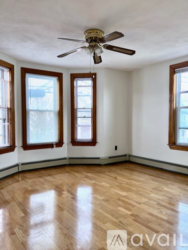 312 Washington St 2 Beds Apartment for Rent