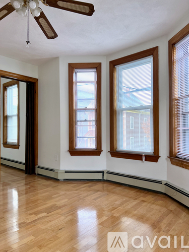 312 Washington St 2 Beds Apartment for Rent - Photo gallery 2