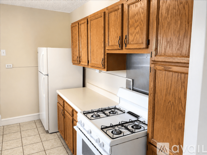 214 Steward Ave 2 Beds Apartment for Rent - Photo gallery 2