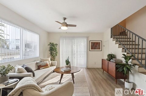 2251 Crenshaw Blvd 2 Beds Apartment for Rent