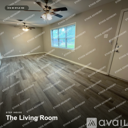 819 West Kyle Road 3 Beds Single Family Home for Rent - Photo gallery 2