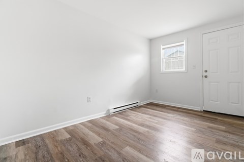 595 Orange St 3 Beds Apartment for Rent