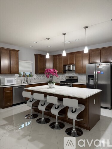 9347 West Georgia Avenue 4 Beds Single Family Home for Rent - Photo gallery 5