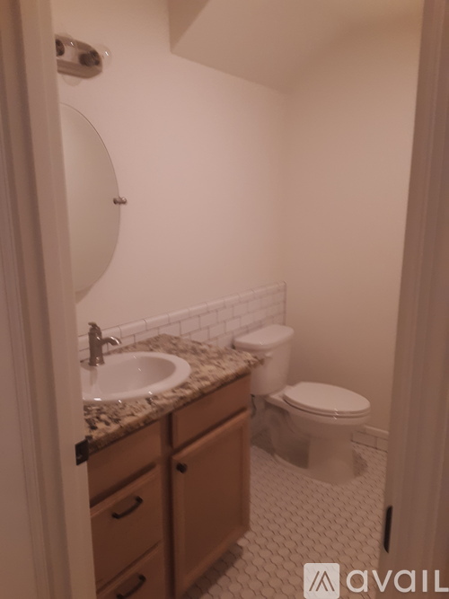 2445 Newburg Rd 2 Beds Apartment for Rent - Photo gallery 2