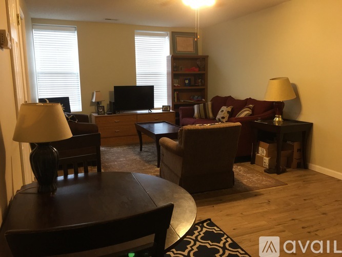 121 W Carolina Ave 2 Beds Apartment for Rent - Photo gallery 1