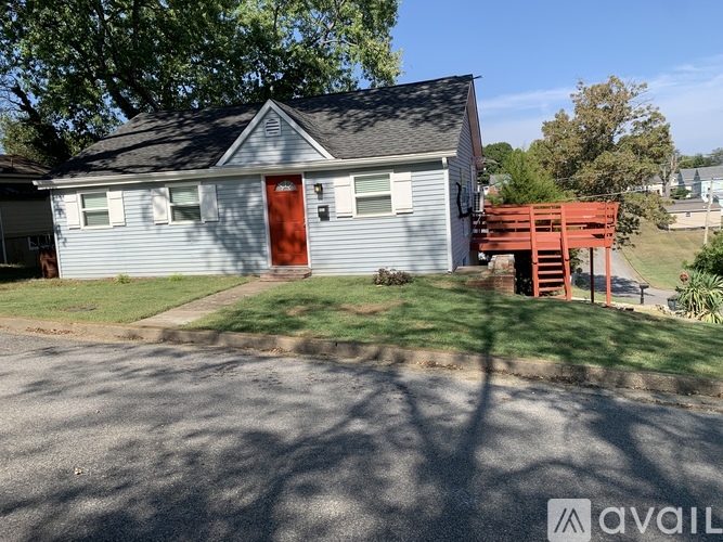 401 Waller St 2 Beds Single Family Home for Rent - Photo gallery 2