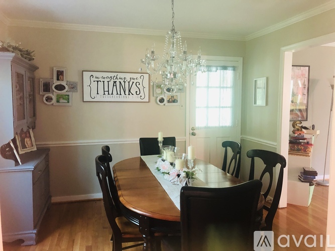 11901 Fairlington Ln 4 Beds Single Family Home for Rent - Photo gallery 5