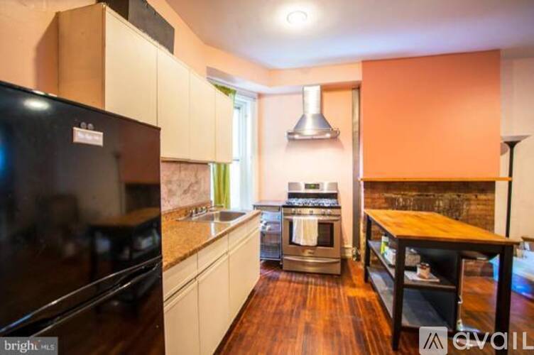 5141 Hazel Avenue 2 Beds Apartment for Rent - Photo gallery 1
