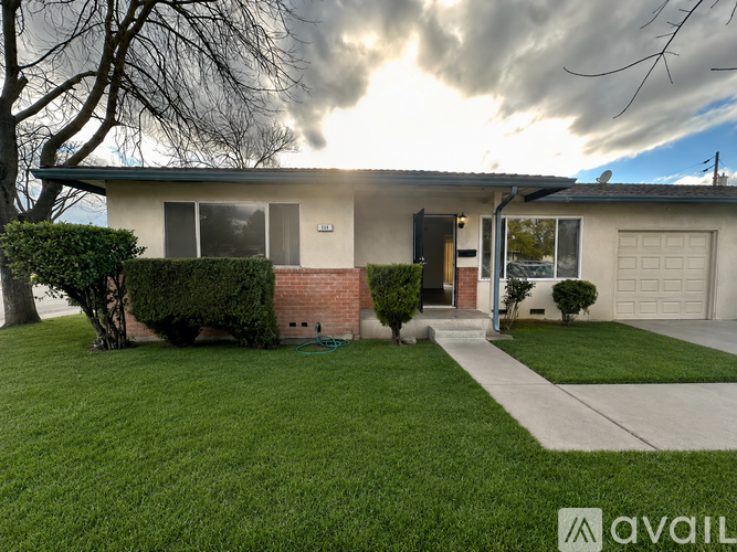 114 Erma Ave 2 Beds Townhouse for Rent - Photo gallery 1