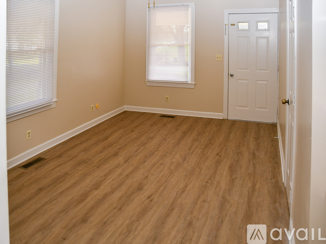 216 Cary Street 4 Beds Single Family Home for Rent - Photo gallery 5