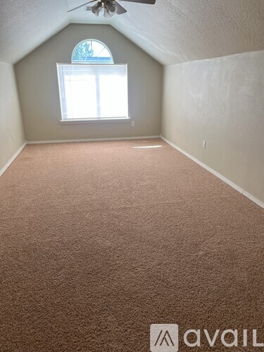 561 West Palmer Drive 3 Beds Single Family Home for Rent - Photo gallery 4