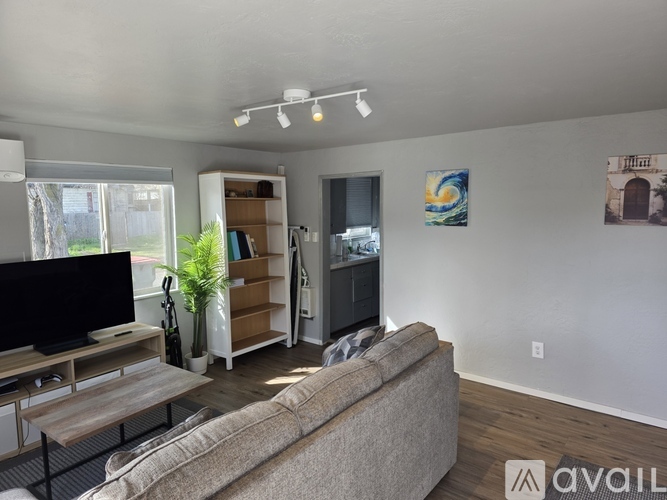 312 Howard St 2 Beds Apartment for Rent - Photo gallery 3