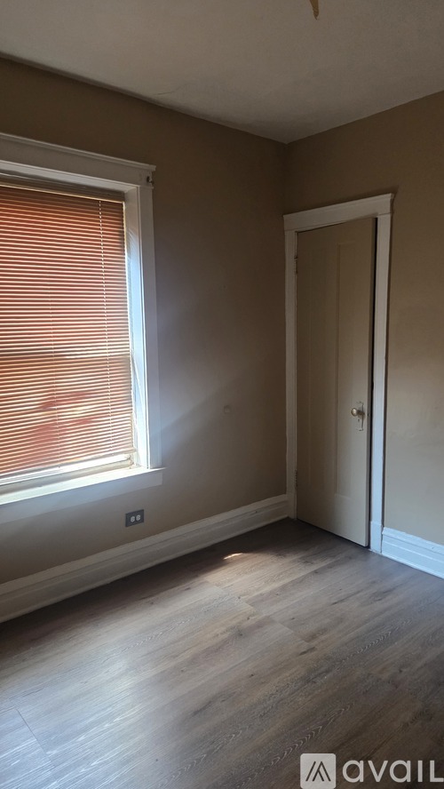 6914 South Eggleston Avenue 4 Beds Apartment for Rent - Photo gallery 2