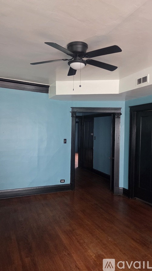 6914 South Eggleston Avenue 4 Beds Apartment for Rent - Photo gallery 3