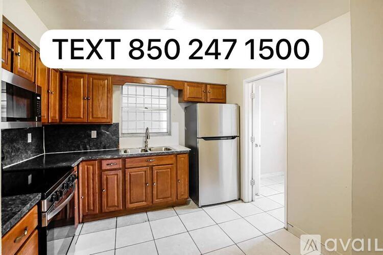 4541 SW 26th Ter 3 Beds Single Family Home for Rent - Photo gallery 5