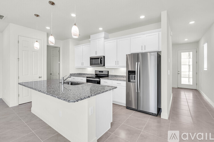 9552 Sandy Bluffs Circle 3 Beds Single Family Home for Rent - Photo gallery 5