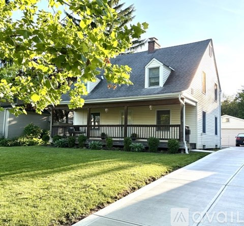 615 Eastmoor Boulevard 3 Beds Apartment for Rent