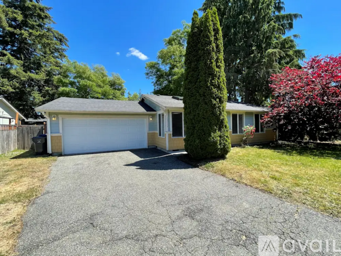 13114 49th Ave NE 3 Beds Single Family Home for Rent - Photo gallery 1