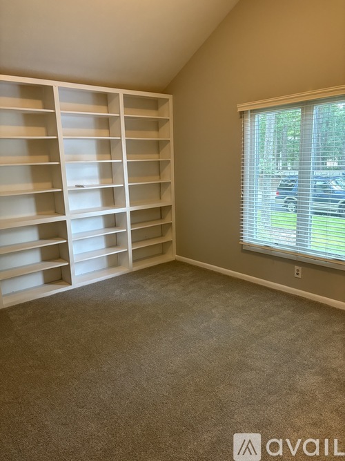 12913 Church Court 3 Beds Single Family Home for Rent - Photo gallery 5