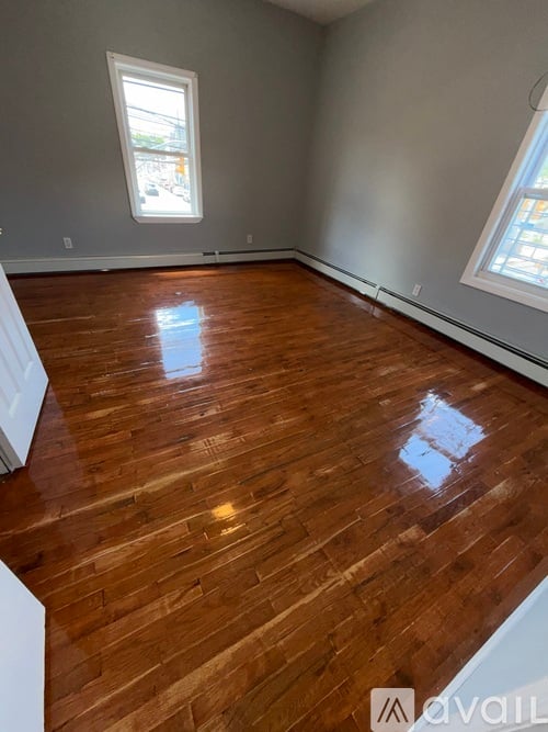 537 Summer St 3 Beds Apartment for Rent - Photo gallery 4