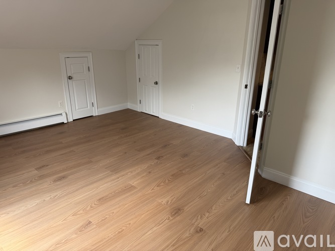 37 39 Hillside Ave 2 Beds Apartment for Rent - Photo gallery 3