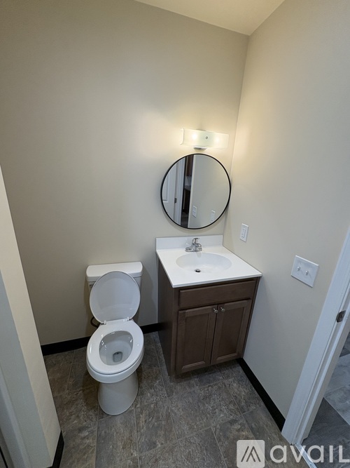 114 W Chestnut St Studio Apartment for Rent - Photo gallery 4