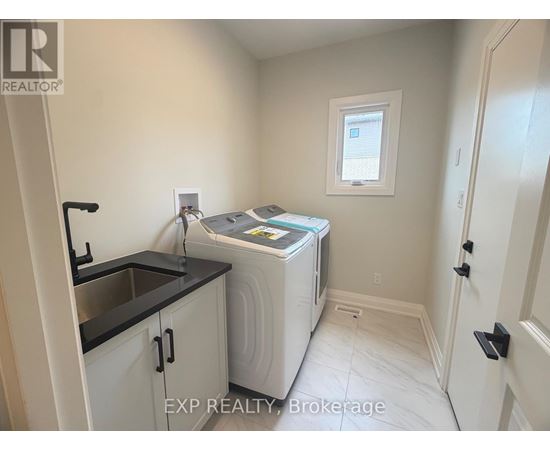 6418 SUNSHINE COMMON 4 Beds House for Rent - Photo gallery 5