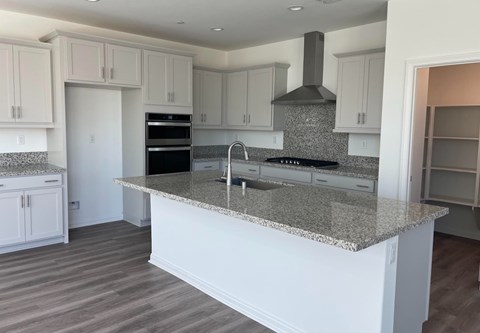 3462 East Aspen Street 5 Beds Apartment for Rent