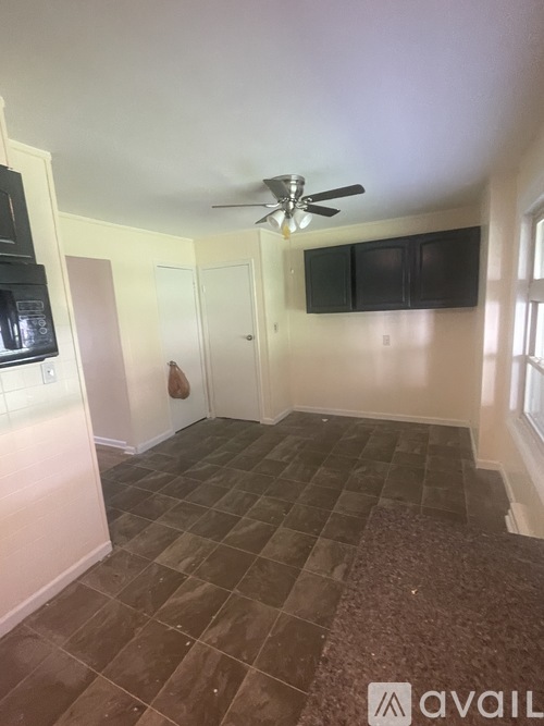 201 Buena Vista Ave 4 Beds Single Family Home for Rent - Photo gallery 3