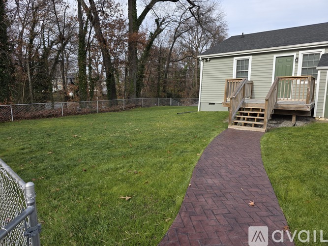 501 E Brookland Park Blvd 2 Beds Single Family Home for Rent - Photo gallery 3