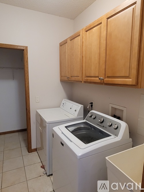1580 Balinese Street 3 Beds Townhouse for Rent - Photo gallery 4