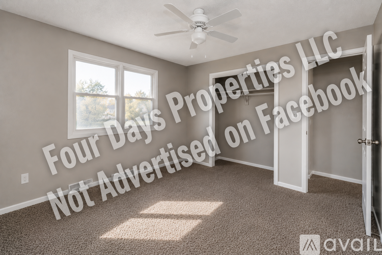 3401 SW 44th Pl 3 Beds Single Family Home for Rent - Photo gallery 1
