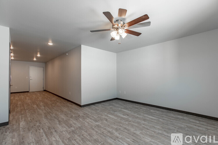 1150 Valley Dr Studio Apartment for Rent - Photo gallery 5