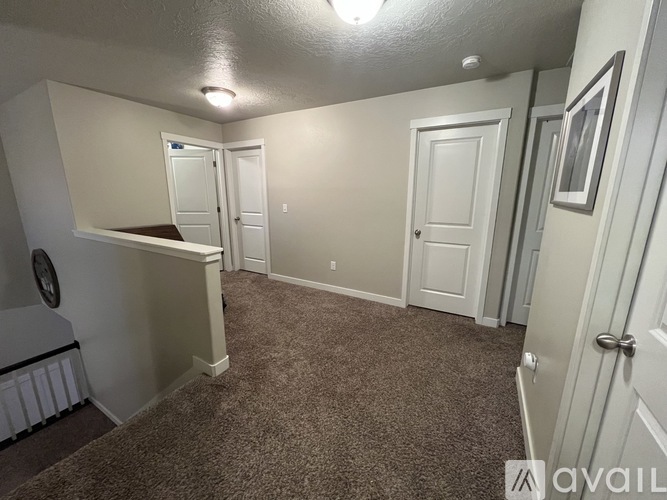 267 Cordoba Drive 4 Beds Townhouse for Rent - Photo gallery 3