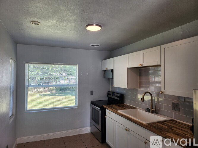 1015 Woodland Ave 3 Beds Single Family Home for Rent - Photo gallery 4