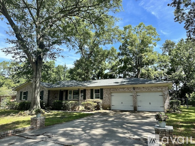 2204 North Dallerton Circle 3 Beds Single Family Home for Rent - Photo gallery 3