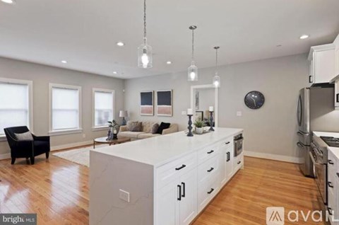 1909 Capitol Avenue Northeast 3 Beds Apartment for Rent