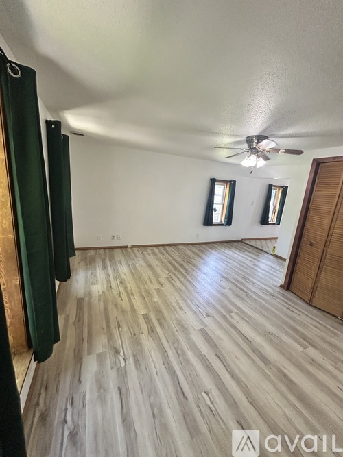 706 South Monroe Street 2 Beds Apartment for Rent - Photo gallery 2