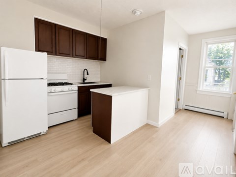 97 Fairmount Avenue 2 Beds Apartment for Rent