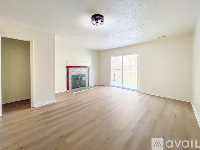 16 Fox Hill Dr 2 Beds Townhouse for Rent - Photo gallery 5
