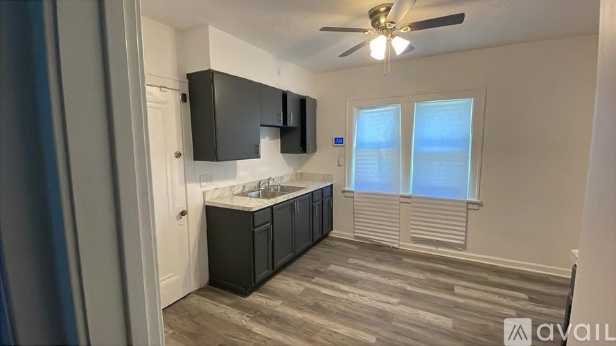 3716 E 153rd St 2 Beds Apartment for Rent - Photo gallery 2