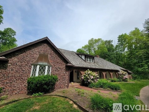 3301 N Ramble Rd Ct 3 Beds Apartment for Rent