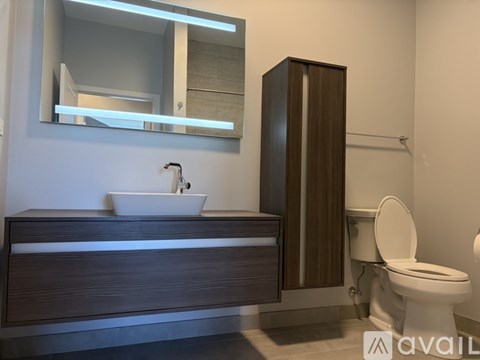 617 Green Bay Rd 2 Beds Apartment for Rent