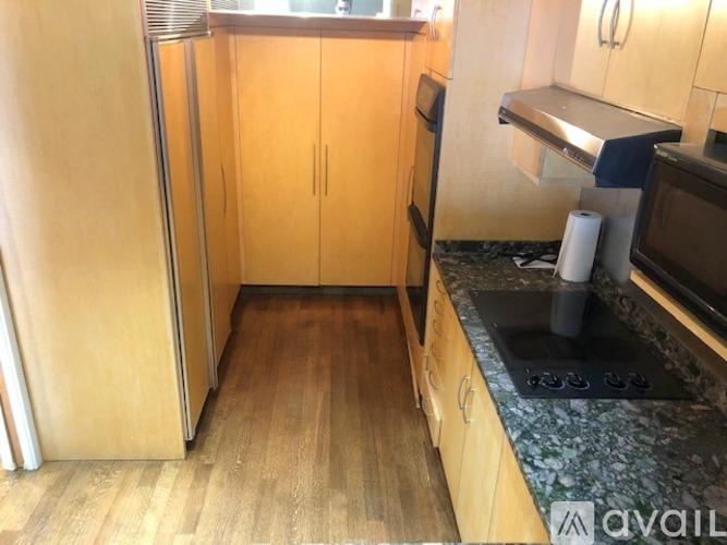 357 Commercial St 3 Beds Apartment for Rent - Photo gallery 5