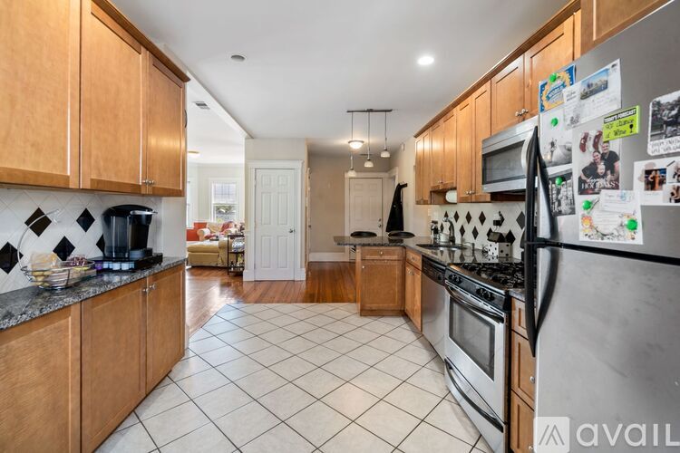 5 Breck Ave 3 Beds Apartment for Rent - Photo gallery 1