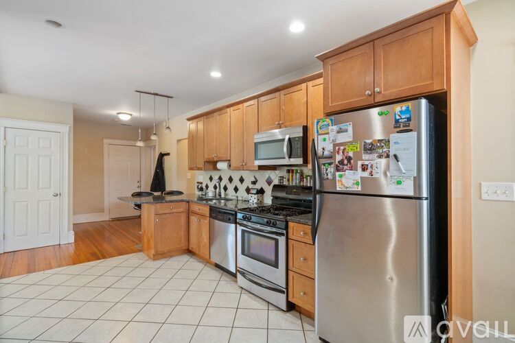 5 Breck Ave 3 Beds Apartment for Rent - Photo gallery 2