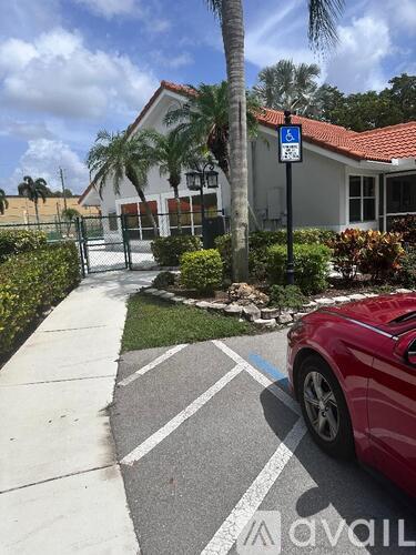 8108 Summer Shores Drive 2 Beds Townhouse for Rent - Photo gallery 4