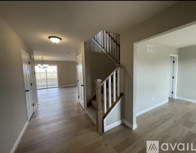 2628 Shale Rd 5 Beds Single Family Home for Rent - Photo gallery 2