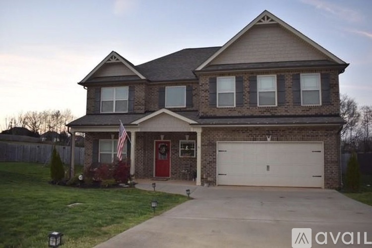 179 Melbourne Dr 5 Beds Single Family Home for Rent - Photo gallery 1