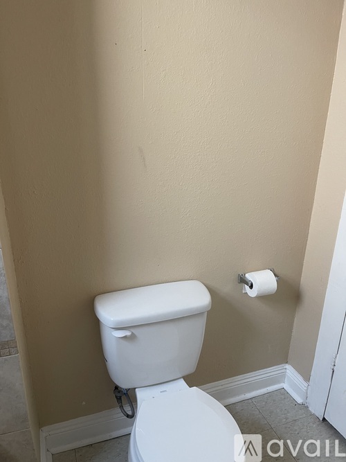 1714 Fern Street 2 Beds Single Family Home for Rent - Photo gallery 4
